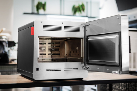 Piec konwekcyjny szybkiego gotowania ogrzewanie nadmuchowe dotykowy panel sterowania 3,6 kW 230V 397x598x410 mm QUICK 1T BLACK