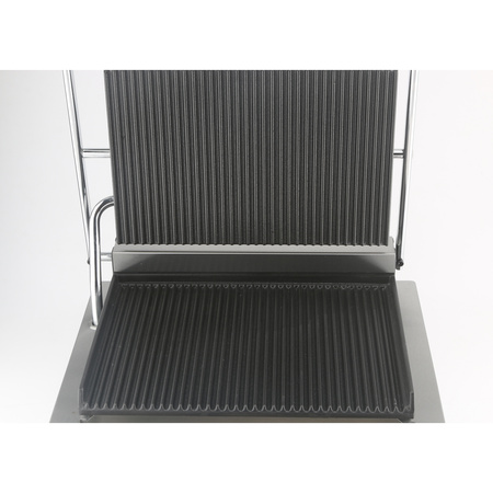 Elektryczny grill kontaktowy