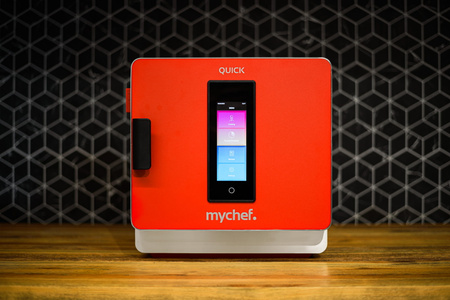 Piec konwekcyjny szybkiego gotowania ogrzewanie nadmuchowe dotykowy panel sterowania 3,6 kW 230V 397x598x410 mm QUICK 1T RED