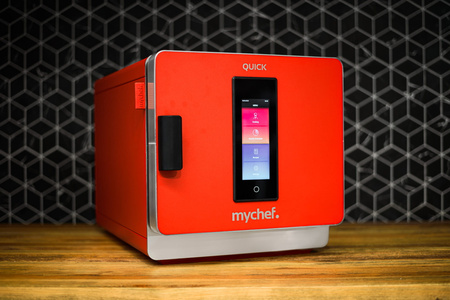 Piec konwekcyjny szybkiego gotowania ogrzewanie nadmuchowe dotykowy panel sterowania 3,6 kW 230V 397x598x410 mm QUICK 1T RED